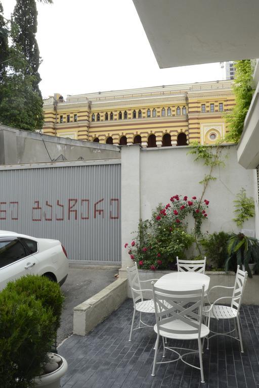 Opera Hotel Tiflis Exterior foto